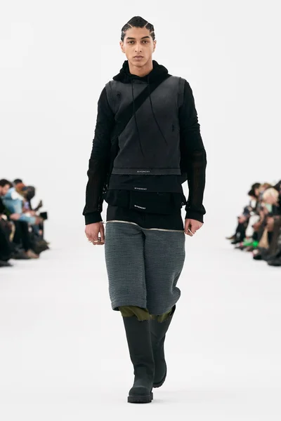 Look 9
